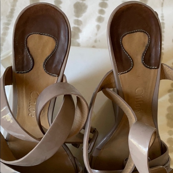 Chloe taupe patent buckle wedges - Picture 3 of 12